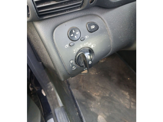 Zpětné zrcátko  Mercedes-Benz C W203 2002  NOABATIBLE  