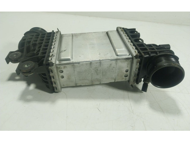 Интеркулер  04L145749M, 04L145749M   Volkswagen Transporter - Caravelle T6 