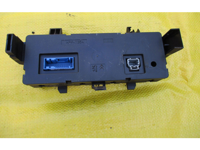 Блок управления климат-контролем 96530443XT   Citroen C2