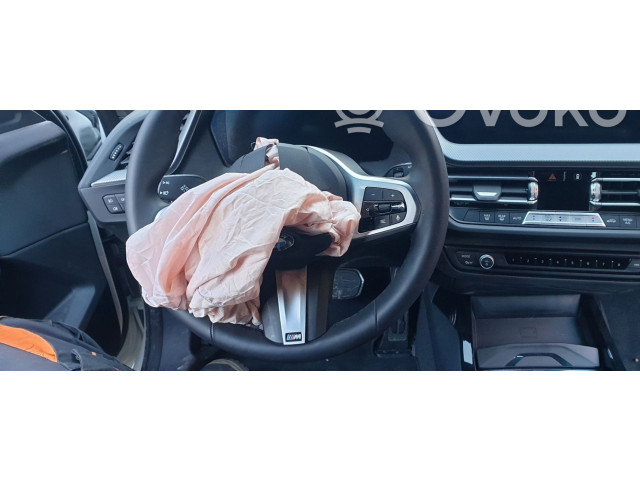 Volant BMW 1 F40 2024 32308746675  