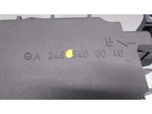   Pojistková skříňka A2465400040   Mercedes-Benz CLA C117 X117 W117 2013