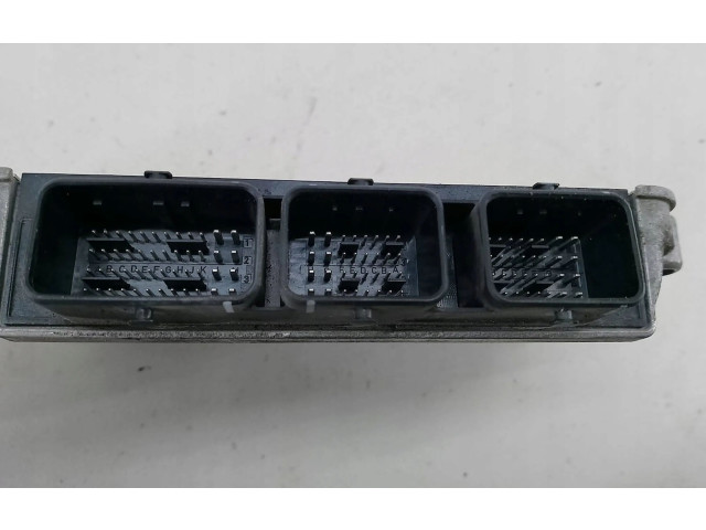 Блок управления двигателем ECU    Peugeot 206+