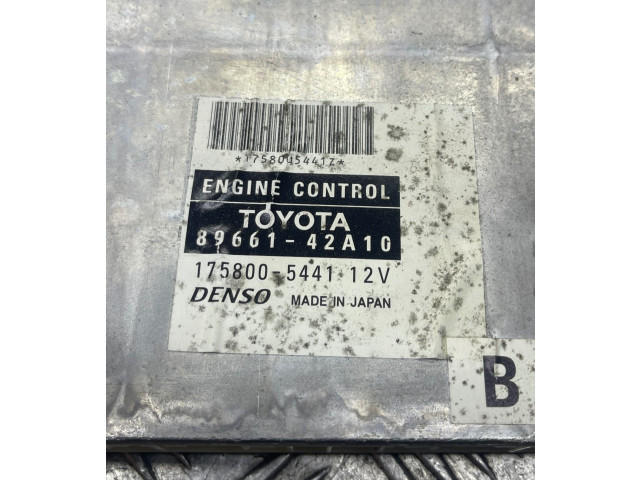 Píst 1758005441, 8966142A10   Toyota RAV 4 (XA20)     