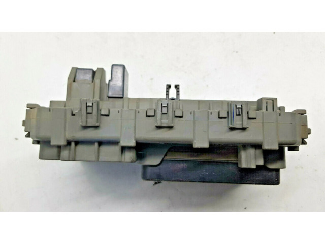   Pojistková skříňka 38600S04, nr2348   Honda Civic 1993