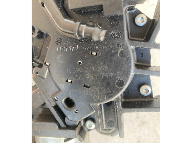 Моторчик заднего дворника 6Q6955711C, 0390201593    Volkswagen Polo IV 9N3