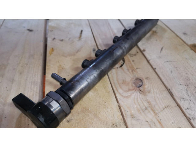 Топливная рампа 0445214183, 0281002870   BMW X3 E83 2.0 