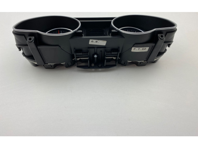 Přístrojová deska  Audi A5 Sportback 8TA 2015 8T0920932P, 503002551932  