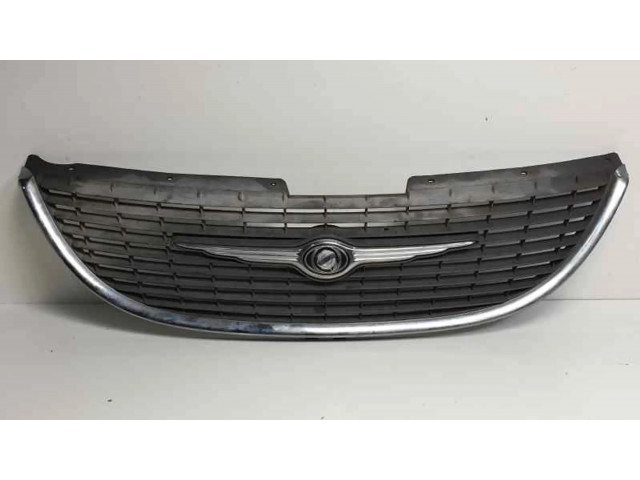 Передняя решётка Chrysler Grand Voyager IV 2001-2007 года 4857522AA      