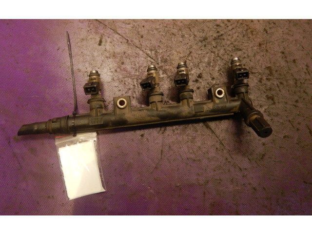 Vstřikovací lišta 3219018301, 3219018301   Fiat Punto (199)    188A4000 