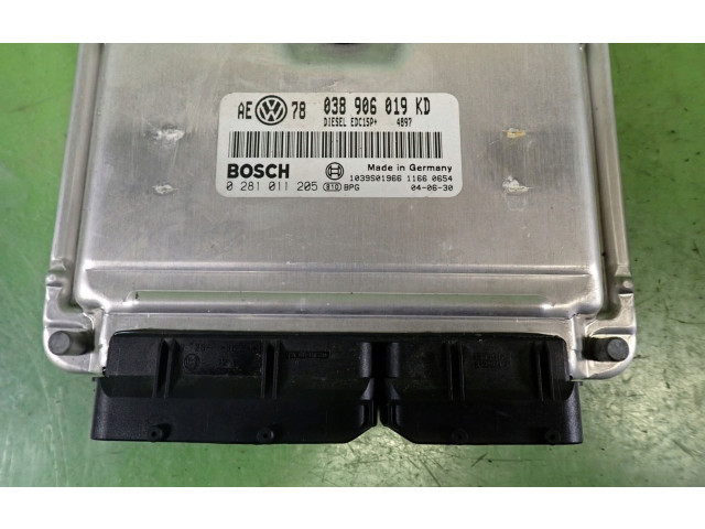 Řídící jednotka 038906019KD 0291011205   Volkswagen Passat Alltrack 2004