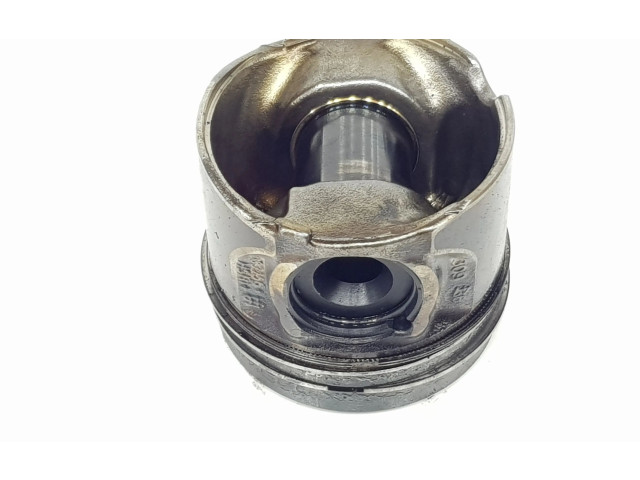 Píst PISTON204DTA, 204DTA   Land Rover Range Rover Velar     