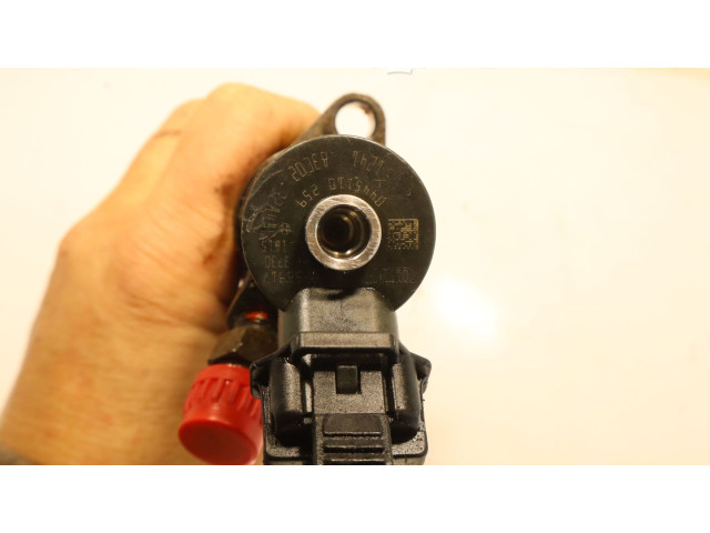 Форсунка 0445110259    Ford Focus   