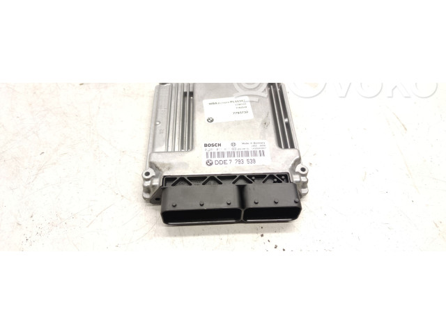 Řídící jednotka 7793539, 0281011411   BMW 3 E46 2004