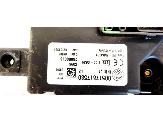   Pojistková skříňka 00517817580, 28050016   Fiat Punto (188) 2006