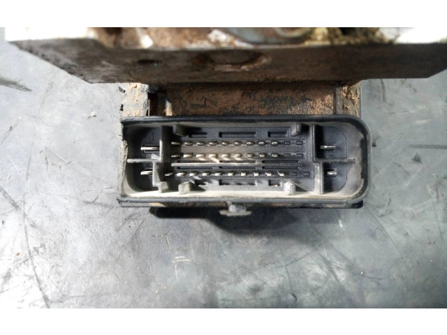 Jednotka ABS 0265232356, 877527R   Nissan Primastar 2014