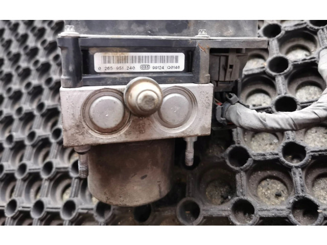 Jednotka ABS 589201P200, 589201P200   KIA Venga 2010