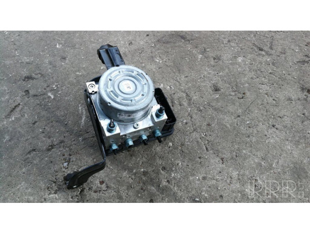 Jednotka ABS 6875814   BMW 1 F20 F21 2012