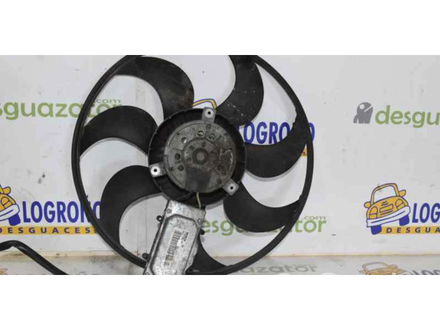 Вентилятор радиатора     3M5H8C607UH    Ford Focus 2.0