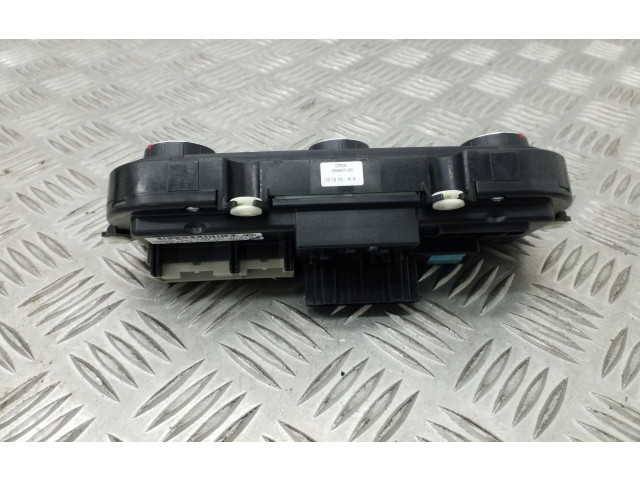 Блок управления климат-контролем 7N0907426K   Volkswagen Golf VI