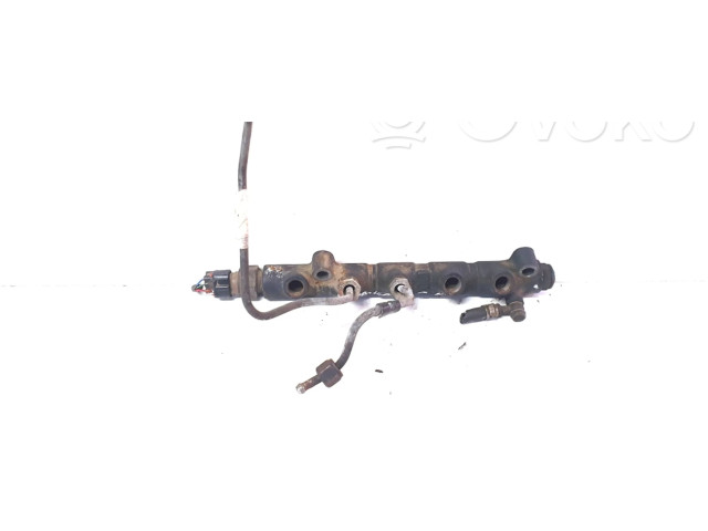 Vstřikovací lišta 89458-12020   Toyota Corolla E120 E130    1CD-FTV 