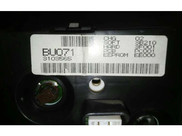 Přístrojová deska  Nissan Almera Tino 2000 BU071, 0090059  