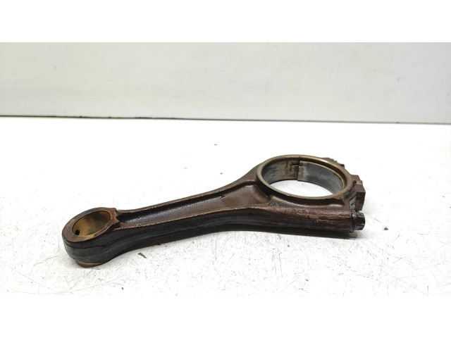 Ojnice  223    BMW 7 E65 E66  4.4