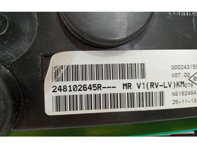 Přístrojová deska  Renault Sandero I 2014 248102645R  