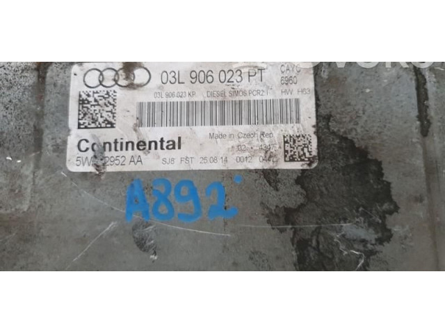 Řídící jednotka 03L906023PT, 03L906023PT.   Audi A1 2011