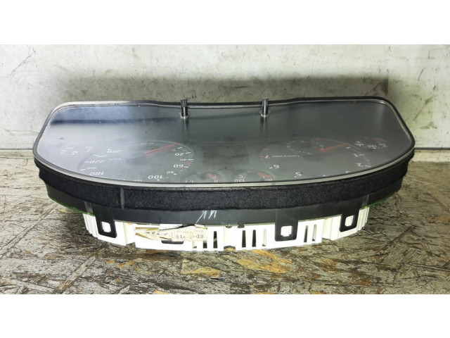 Панель приборов 8D0919034F, 88311225   Audi A4 S4 B5 8D       
