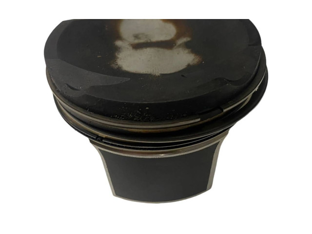 Píst 8745624, 11258745624   BMW M3 G80  pro benzínový motor 3.0  S58T