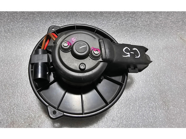 Вентилятор печки    4B1820021B, 0130111202   Audi A6 Allroad C5