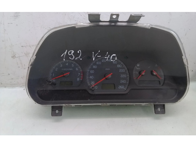 Přístrojová deska  Volvo S40, V40 2000 30889708  