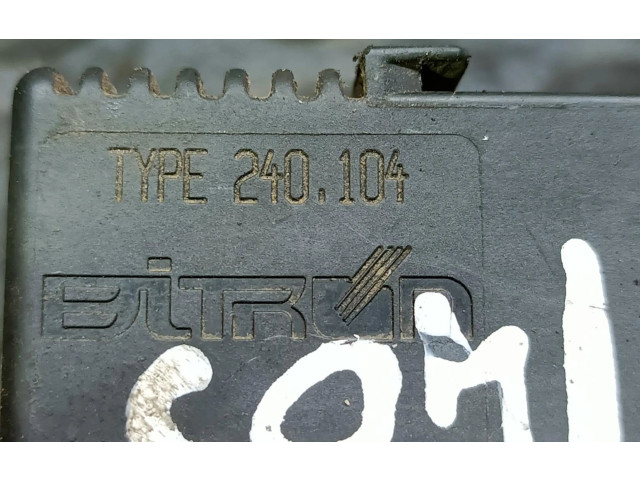 Řídící jednotka 240104   Peugeot 106 