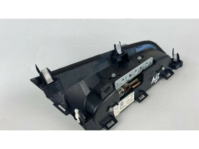 Дисплей    N247611J0A   Mazda MX-5 ND