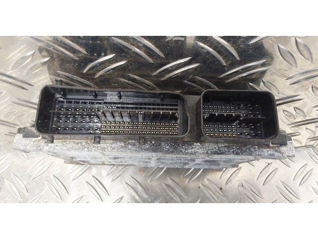 Блок управления двигателя 896610F191   Toyota Verso