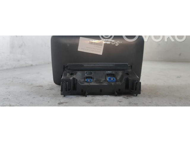 Дисплей    A2059004113   Mercedes-Benz C W205