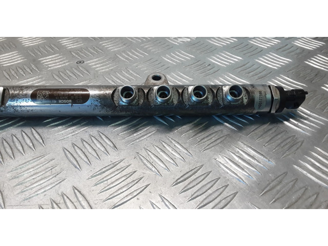 Vstřikovací lišta 0445215025, 30777759   Volvo XC60     
