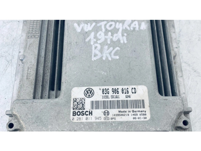 Блок управления двигателя 03G906016CD, 0281011945   Volkswagen Touran I
