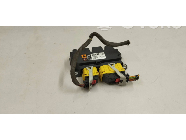 Блок подушек безопасности 13589413   Vauxhall Astra J