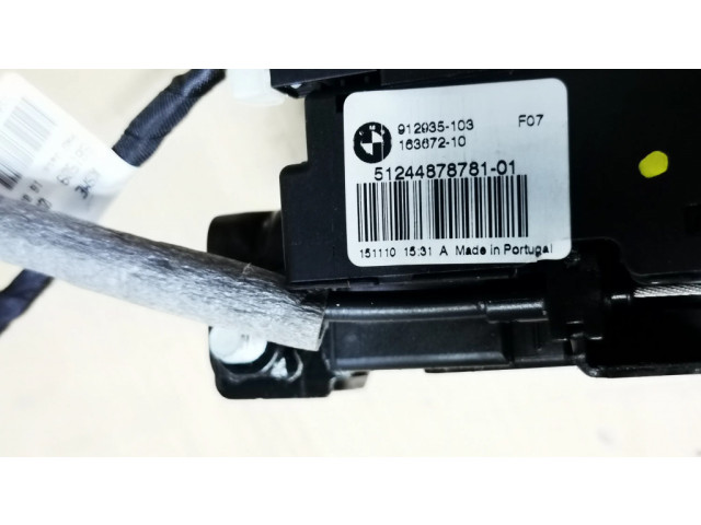 Zámek zadních dveří 913125103   BMW 5 GT F07 2011