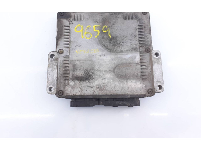 Řídící jednotka P04727664AC, 0281010814   Chrysler Voyager 2001