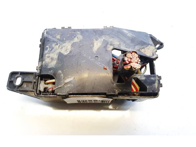 Блок предохранителей  pr02000000, pr020-00000   Mitsubishi Pajero Sport I    