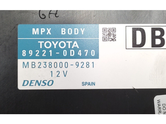 Pojistková skříňka Řídící jednotka BSM 892210D470, 8273052K40   Toyota Yaris 2016