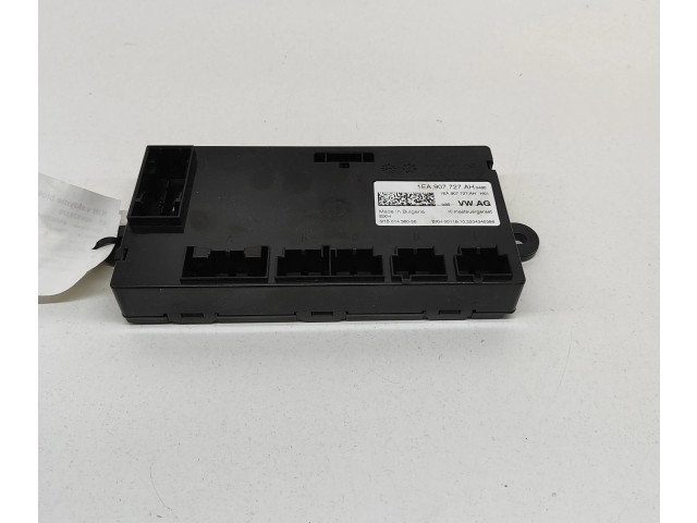 Блок управления климат-контролем 1EA907727AH, 5HB01436056   Skoda Enyaq iV