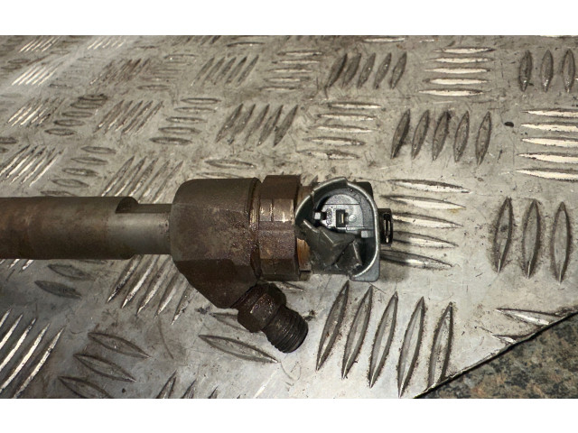 Vstřikovač 0445110, A6468758487   Mercedes-Benz Vito Viano W639     