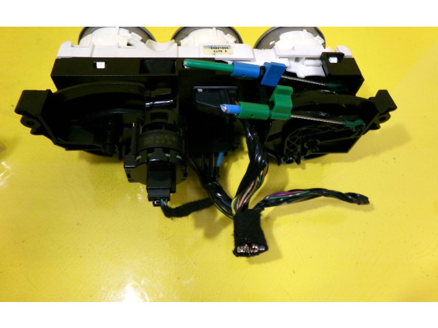 Блок управления климат-контролем 69657301   Smart ForFour I