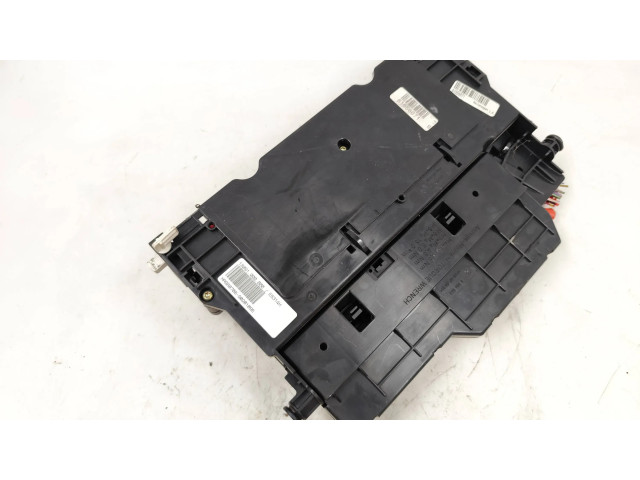 Блок предохранителей  8364542   BMW 3 E46    