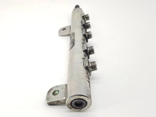 Vstřikovací lišta 55209572, 0445214095   Fiat Croma  pro naftový motor 1.9 939 A1.000 