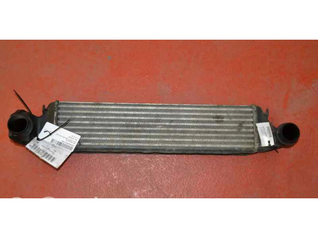 Интеркулер  2246795   BMW 3 E46 2.0