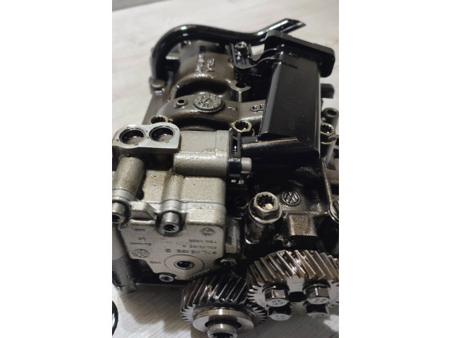 Čerpadlo oleje 03L115105D, 03L115153A   Audi TT TTS Mk2   
